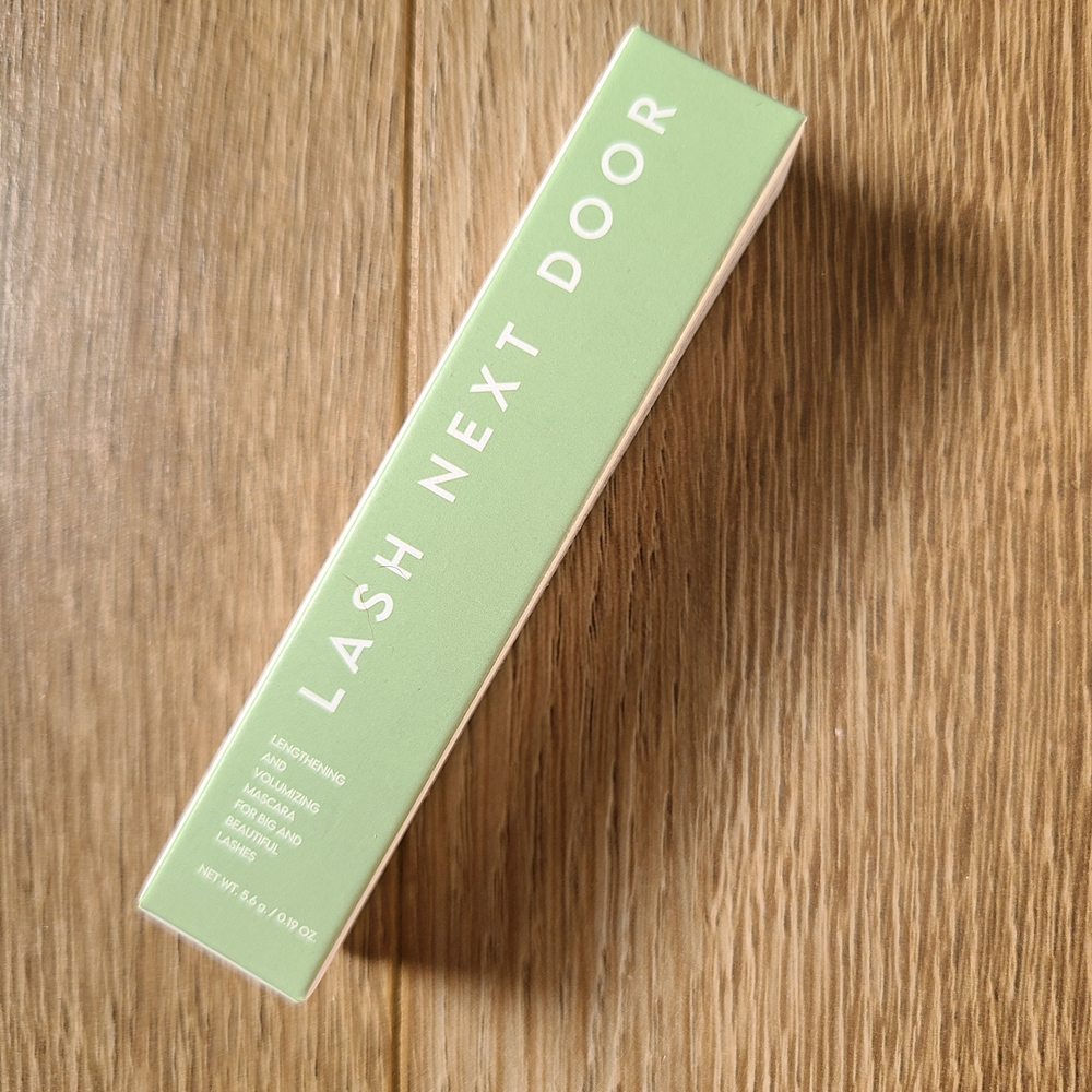 Lash Next Door Mascara Mini Blackout 0.19 Oz